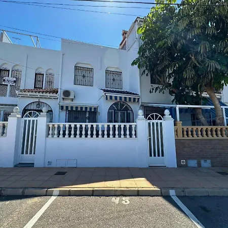 Bungalo En La Mata En Urbanizacion Con Piscina Holiday home Torrevieja