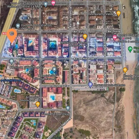 Bungalo En La Mata En Urbanizacion Con Piscina